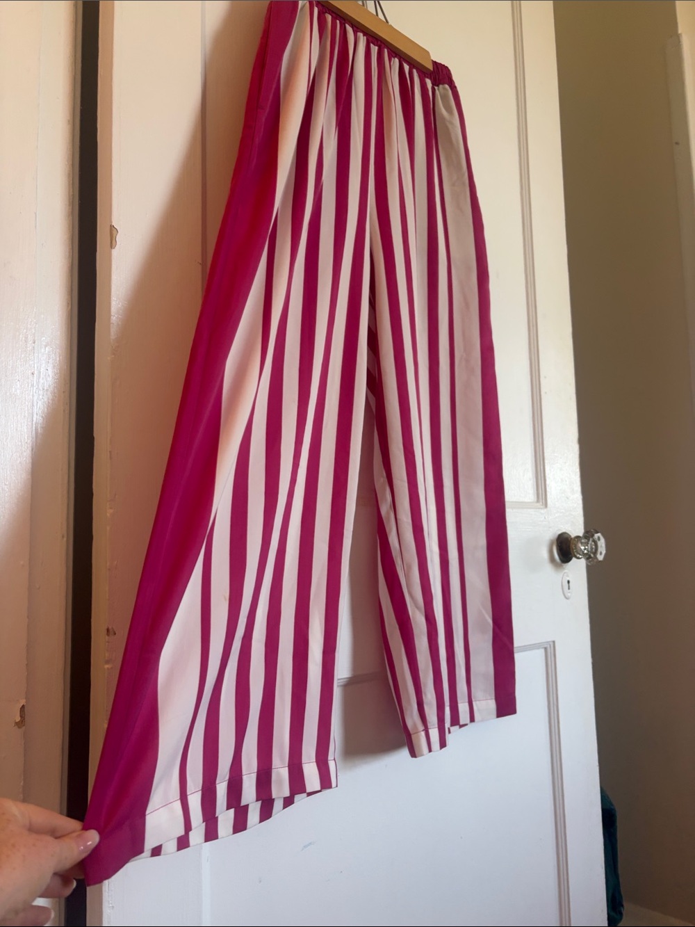 Wide Leg Striped Pants in Fuchsia and White - Picture 4 of 4